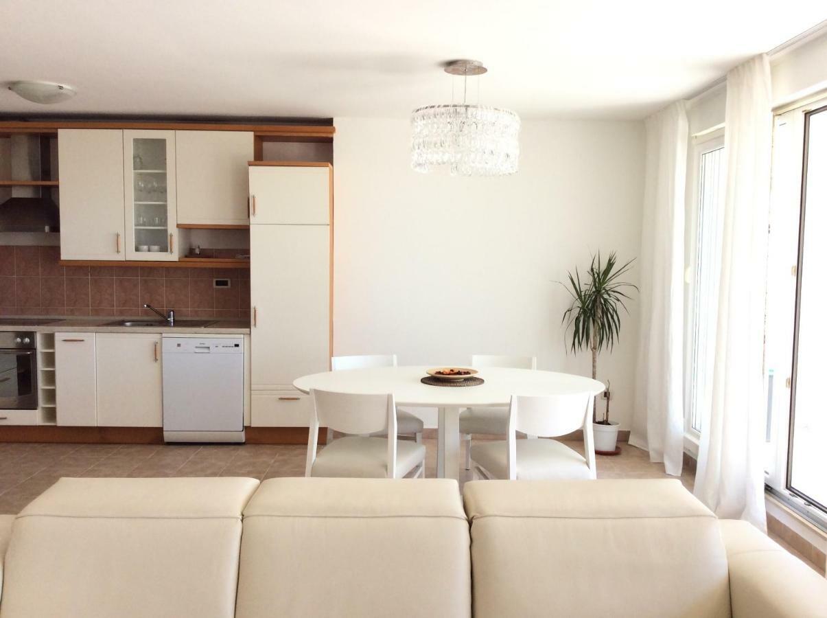 Beach Apartment Lux View Split Exteriör bild